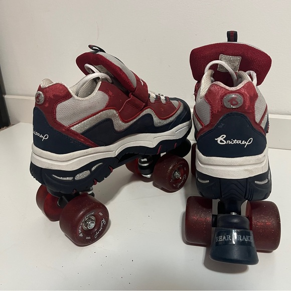 Britney Spears Roller Skates by Skechers 4 wheelers - Picture 2 of 8